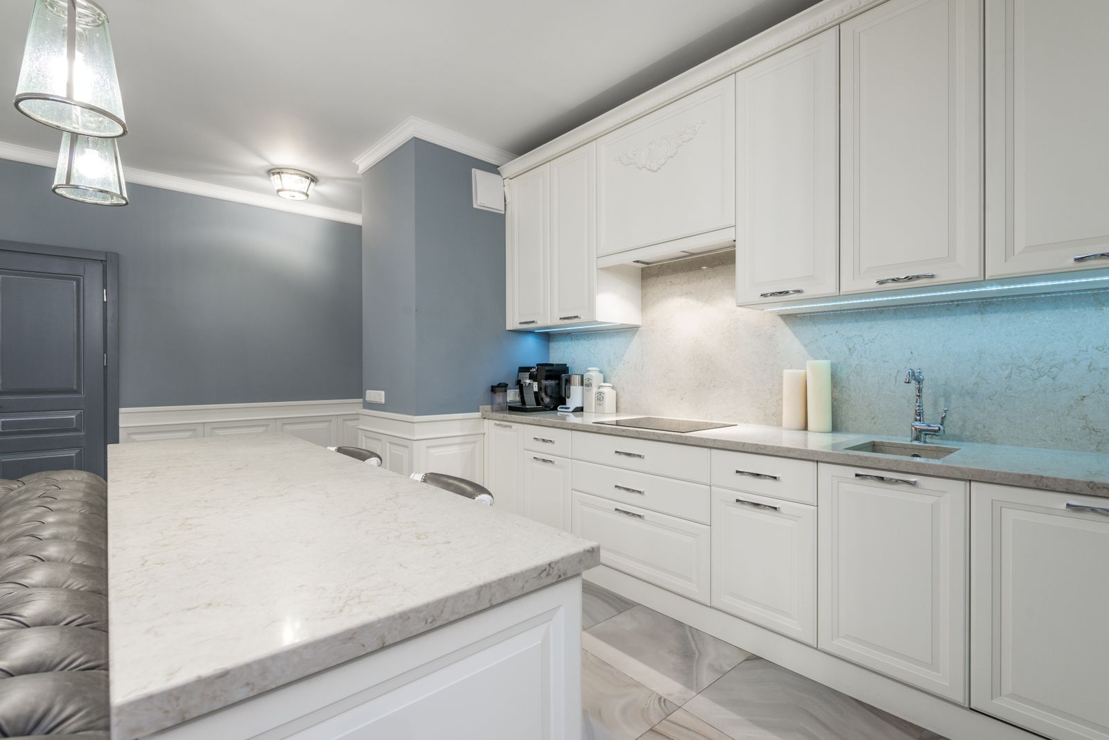 U-shape kitchen built by the studio